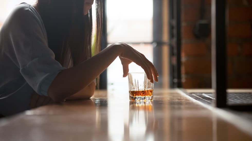 Alcolismo episodico, di abuso o dipendente