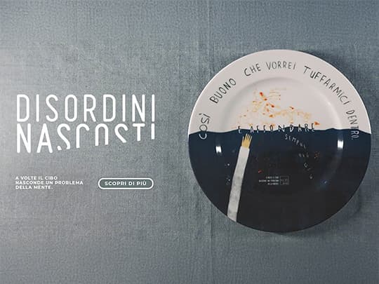 Una collezione di 6 piatti illustrati racconta le ossessioni, i pensieri e le emozioni di chi è affetto da queste patologie.